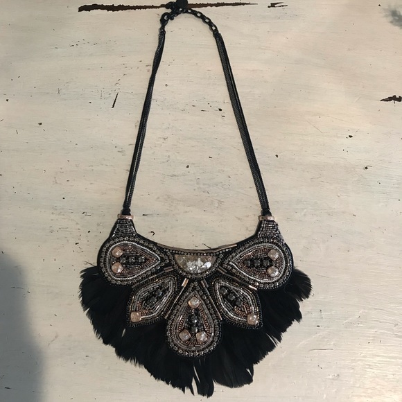 Stella And Dot Constantine Feather Statement Bib Necklace - Picture 7 of 9